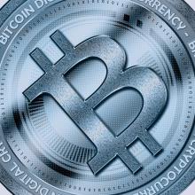 Moneda Bitcoin en dorado - Qué es el bitcoin